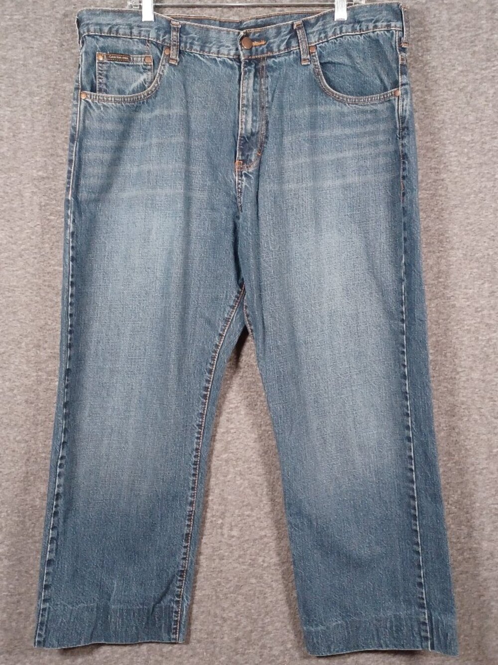 Calvin Klein Men's Size 38 Relaxed Straight Easy Fit Medium Wash Jeans